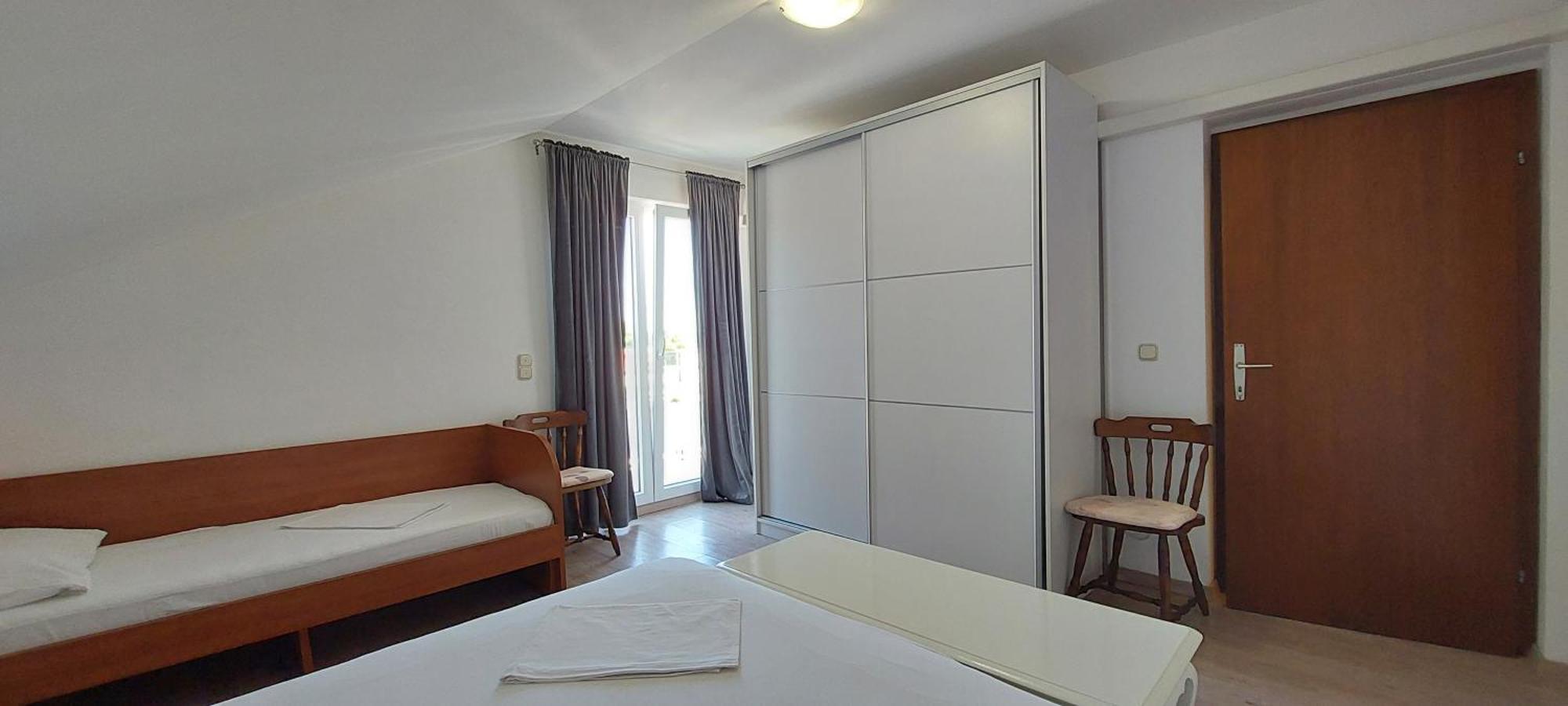 Apartman Figaro Pogled Od Milijun Dolara, 2 Tusa, 2 Wc Kaštela Exterior foto